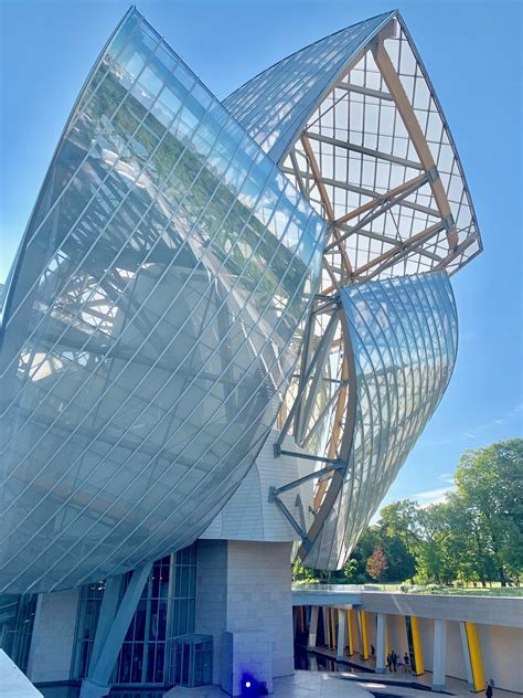 Top Hotels Closest to Louis Vuitton Foundation Museum in 16th .